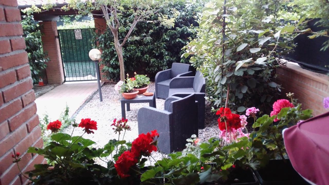 La Quercia Fiorita Otel Trivolzio Dış mekan fotoğraf